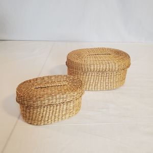 Pair Of Sweetgrass Nesting Baskets With Lids